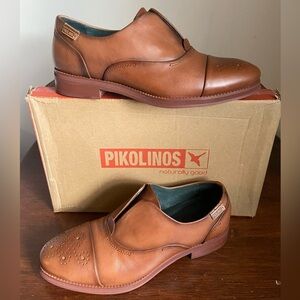 PIKOLINOS